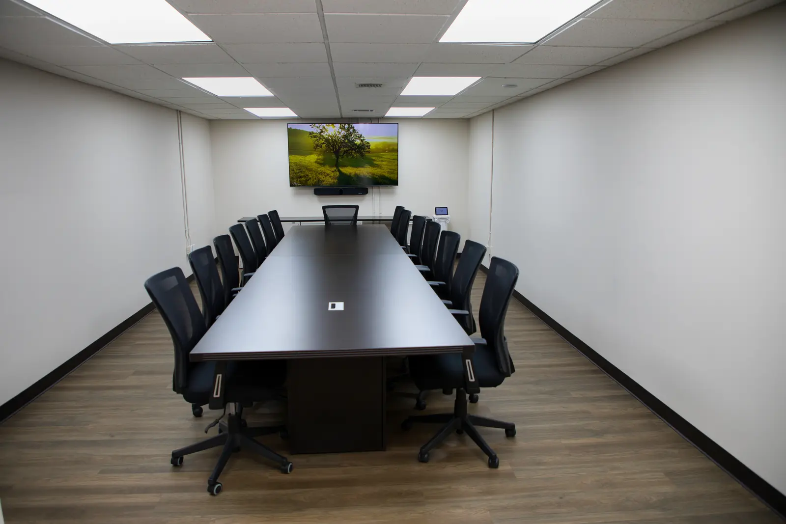 The Conference Room at Heritage Plaza Office Suites